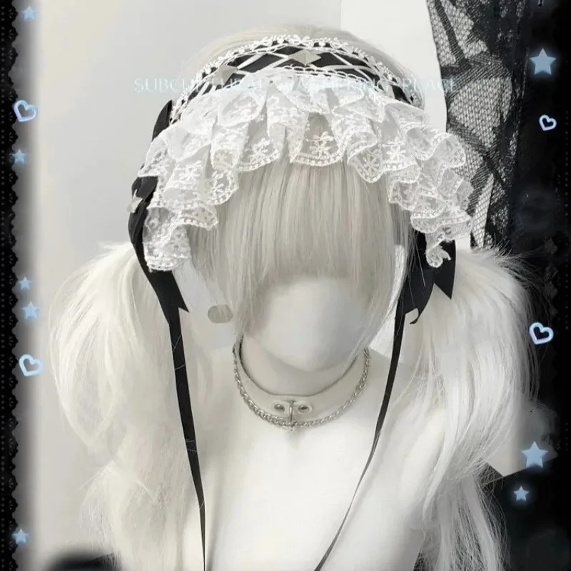 

Новая оригинальная повязка на голову ручной работы с заклепками Y2K и кружевом с бантом, милая Лолита, субкультура, головной убор, Хэллоуин, косплей, темная готическая повязка на голову