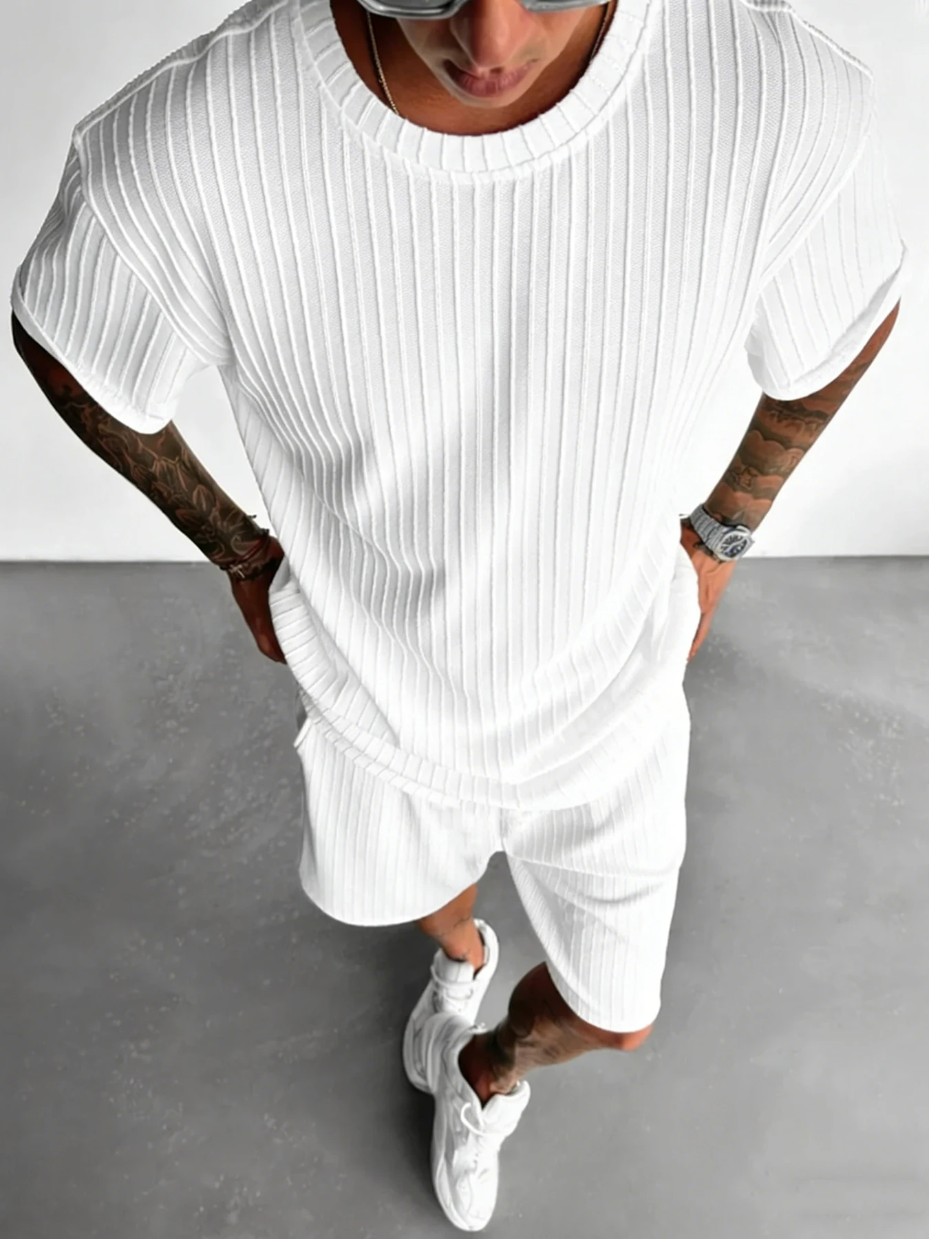 

Men's Textured Two-Piece Casual Set: Short-Sleeve T-Shirt and Shorts