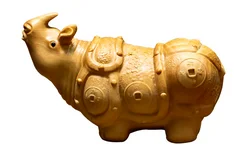 

CHINESE WOOD RHINOCERO FIGURINE RESIN ART SCULPTURE MODERN YELLOW RHINO STATUES WOOD DECORATIONS HOME DECOR GIFTS WOOD SCULPTURE