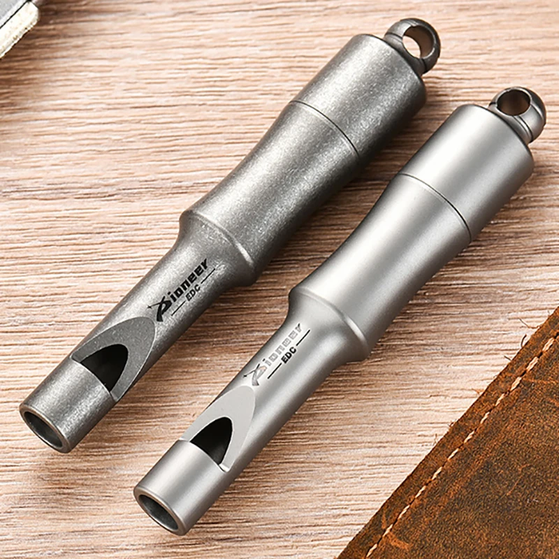 Titanium Alloy Multifunctional Mini Sealed Cabin Explosion Single-Tube Whistle Two-In-One EDC Emergency Tool