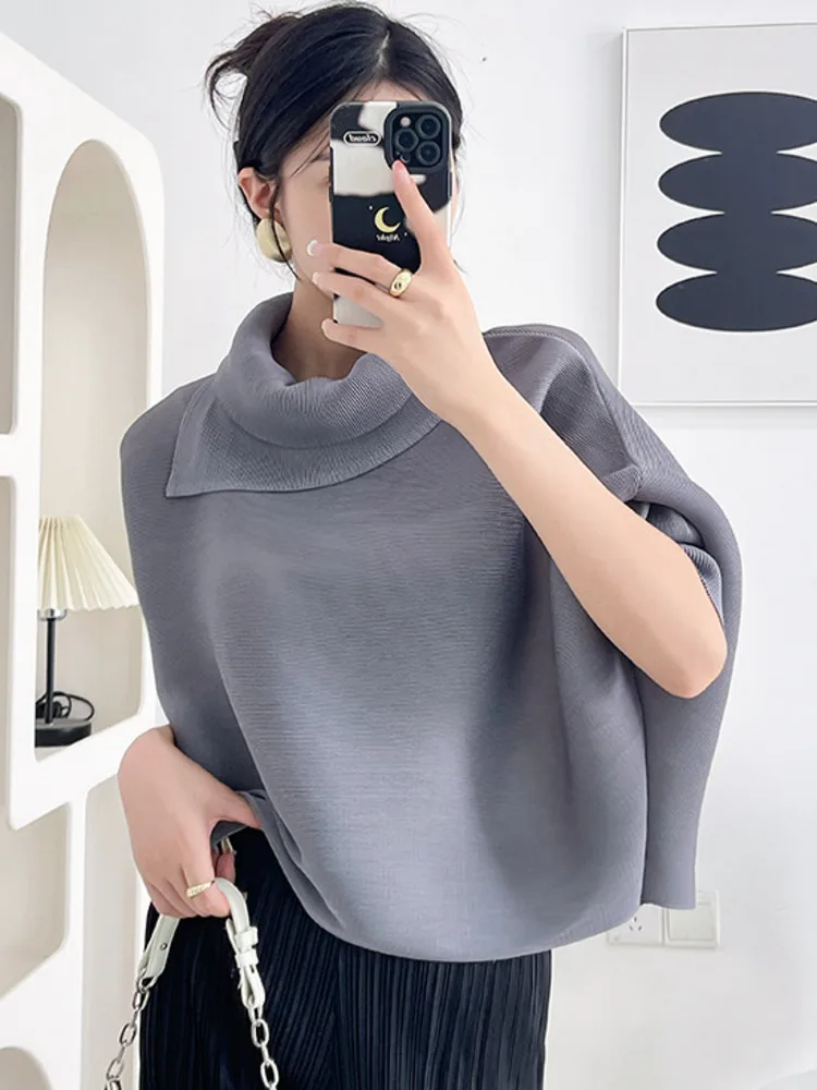 LANMREM Batwing Sleeves Pleated T-shirt For Women Lapel Solid Color Loose Big Size Female Casual Top 2024 Summer New 2DA6800