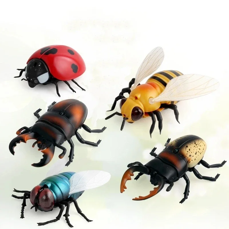 Novelty Electric Simulation Fly Ladybug Honeybee Crab Remote Control Move Prank Joke Scary Trick Bugs RC Animal Halloween Kids T