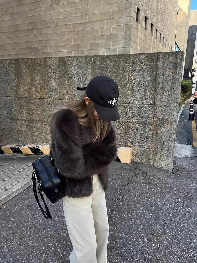 Winter Gradient Fluffy Faux Fox Fur Coat for Women High Street Luxury Big Collar Overcoat Female Jacket