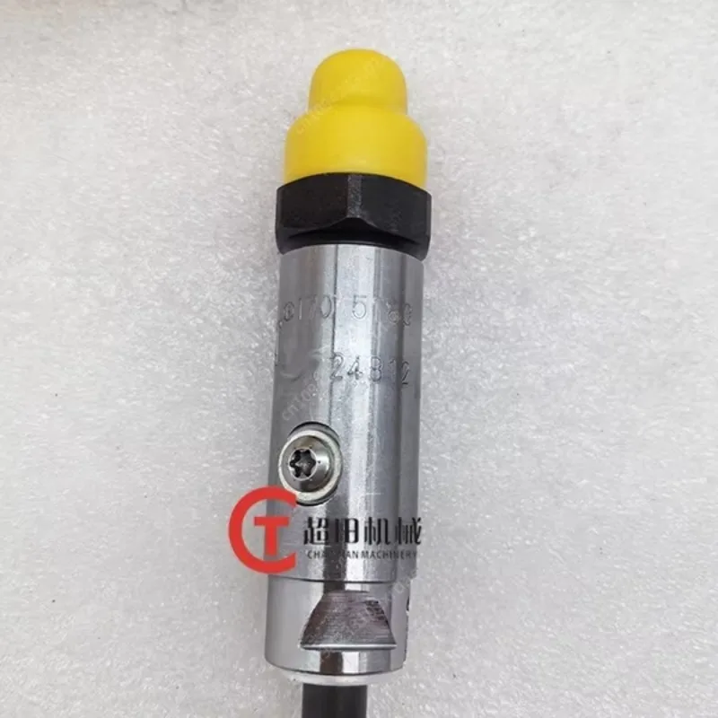 Il nuovo escavatore dell'ugello dell'iniettore di carburante 170-5183 parte il diesel 1705183 dell'iniettore del motore 3304 3306