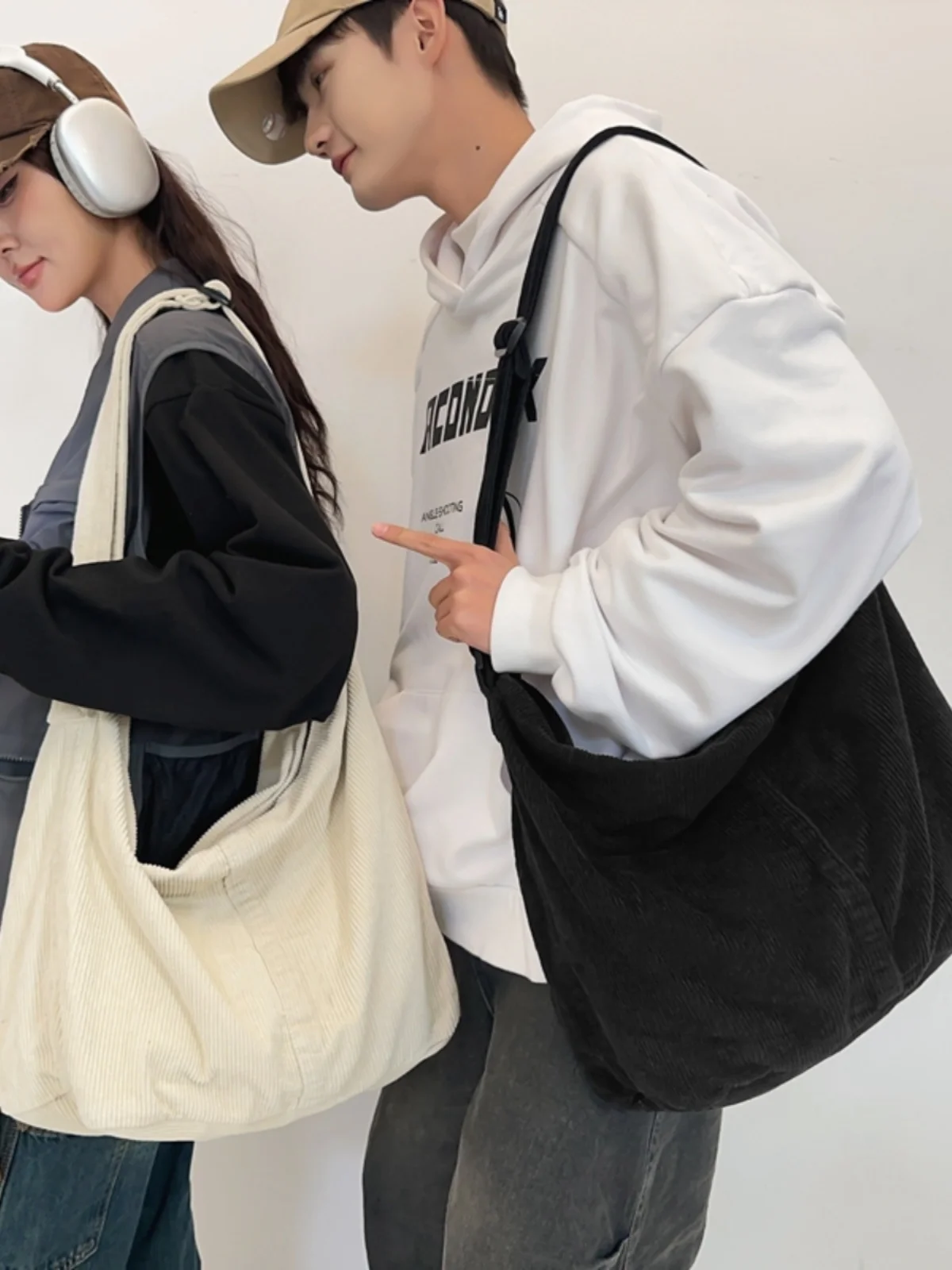 

Laid-ba Sle Corduroy Crossbody Bag Large Capaci Casual Retro Single oulder Bag Korean Artistic Forest System Handbag