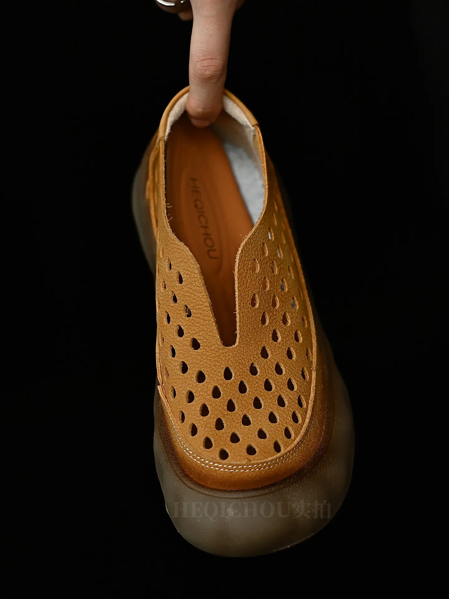 

Birkuir Retro Loafers Shoes Women Slip On Flat Heels Genuine Leather Hollow Out Soft Soles Shoes Ladies Leisure Casual Shoes