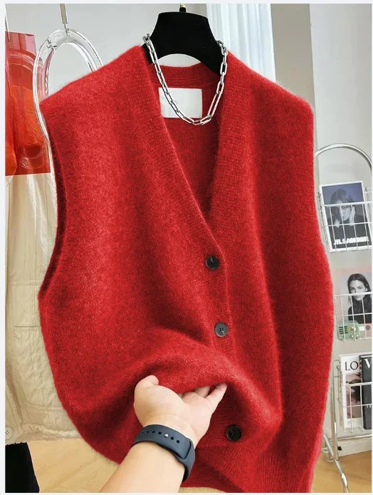2025 New Women Versatile V-neck Sweater Vest Coat Female Fashion Sleeveless Knitted Cardigan Sweaters Vests Top