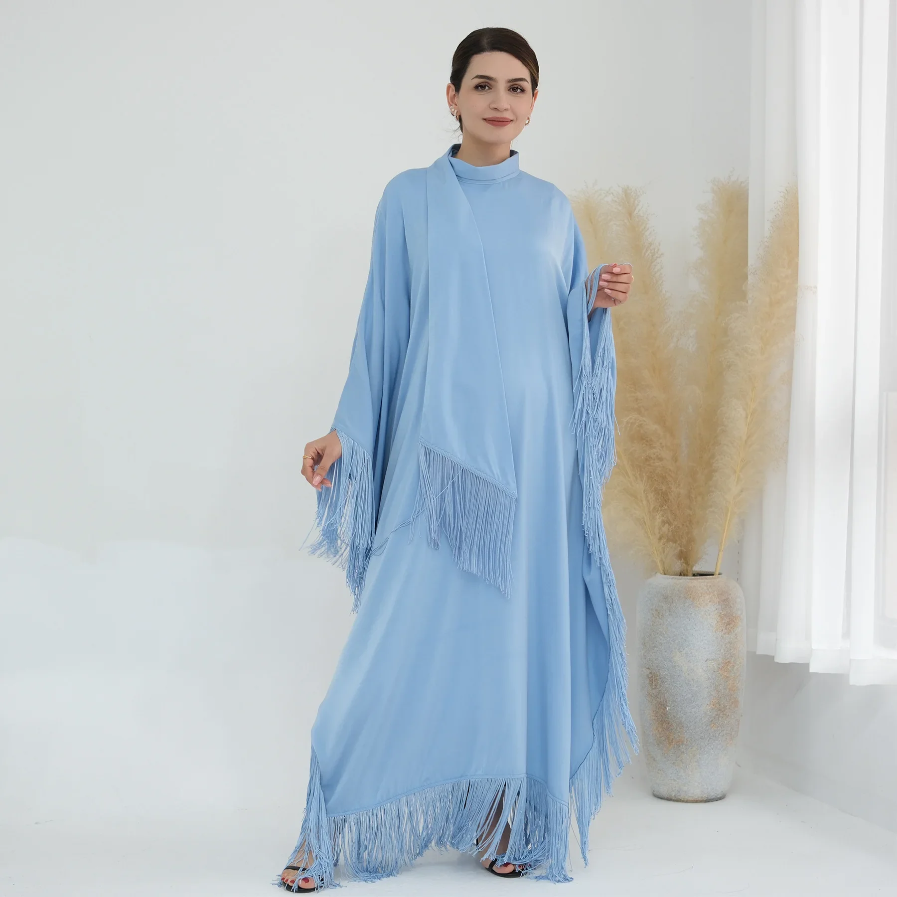 Moroccan Kaftan Muslim Dress Women Beautiful Bat Sleeves Abayas for Women Tassel Turkey Dubai Abayas Elegance Evening Dresses