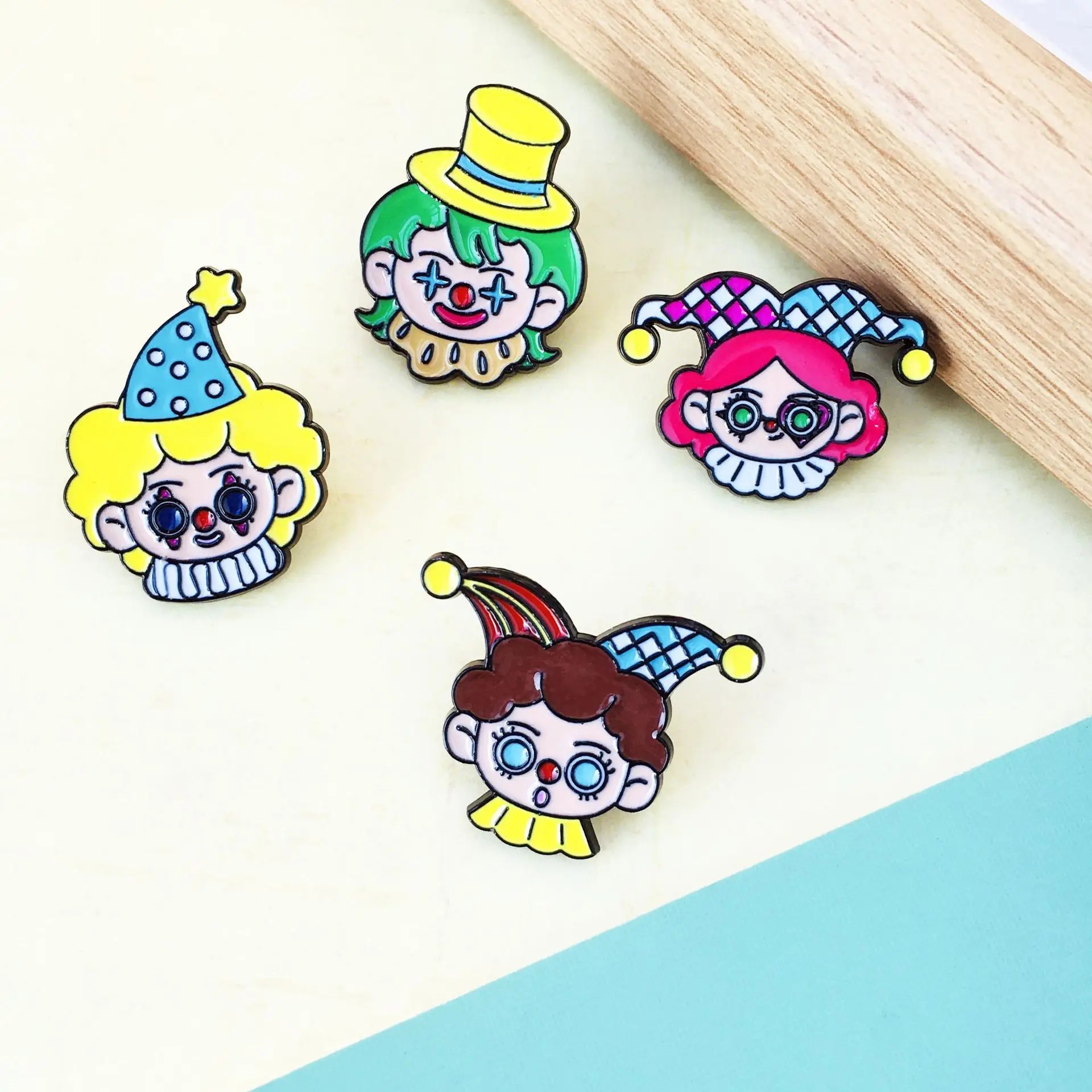 Cute Cartoon Clown Enamel Lapel Pin Colorful Jester Brooch Metal Badge Backpack Clothing Decor Funny Circus CharacterJewelryGift