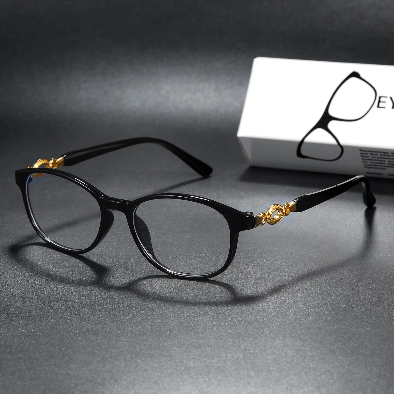 Ultralight Square Reading Glasses for Men And Women Blue Ray Blocking Auto-Focus PC Hyperopia Eye Protection Glasses L4