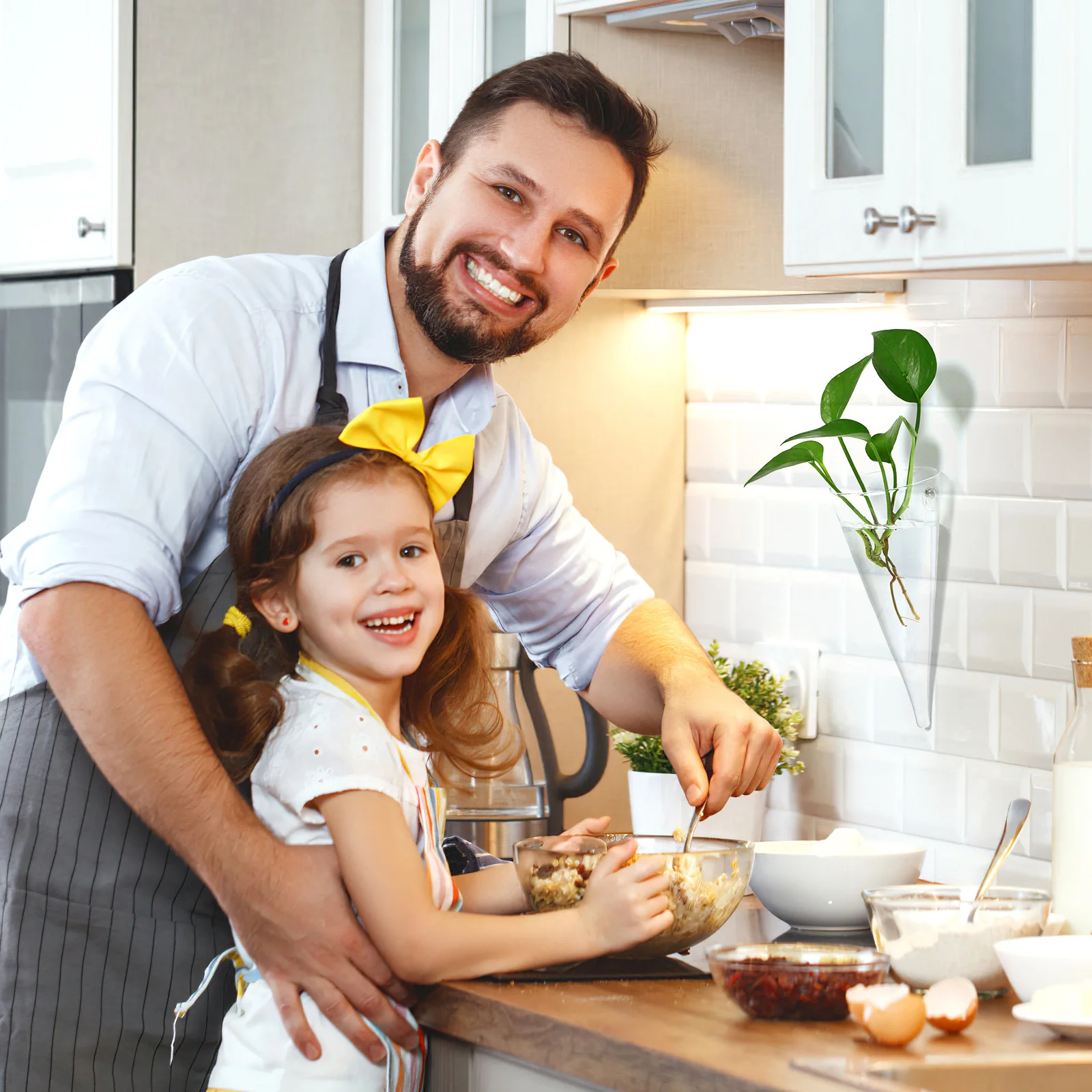 

High Borosilicate Transparent Glass Vase Circular Wall Hanging Vase Bottle Handmade Plant Flower Pot Decoration Home Office