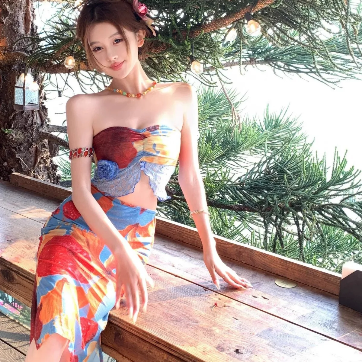 بيكيني فني جديد لعام 2025 لقضاء العطلات الصدور الصغيرة يجمع الراقية للحمام الربيعي الساخن ملابس سباحة ضيقة ومثيرة وتنورة طويلة