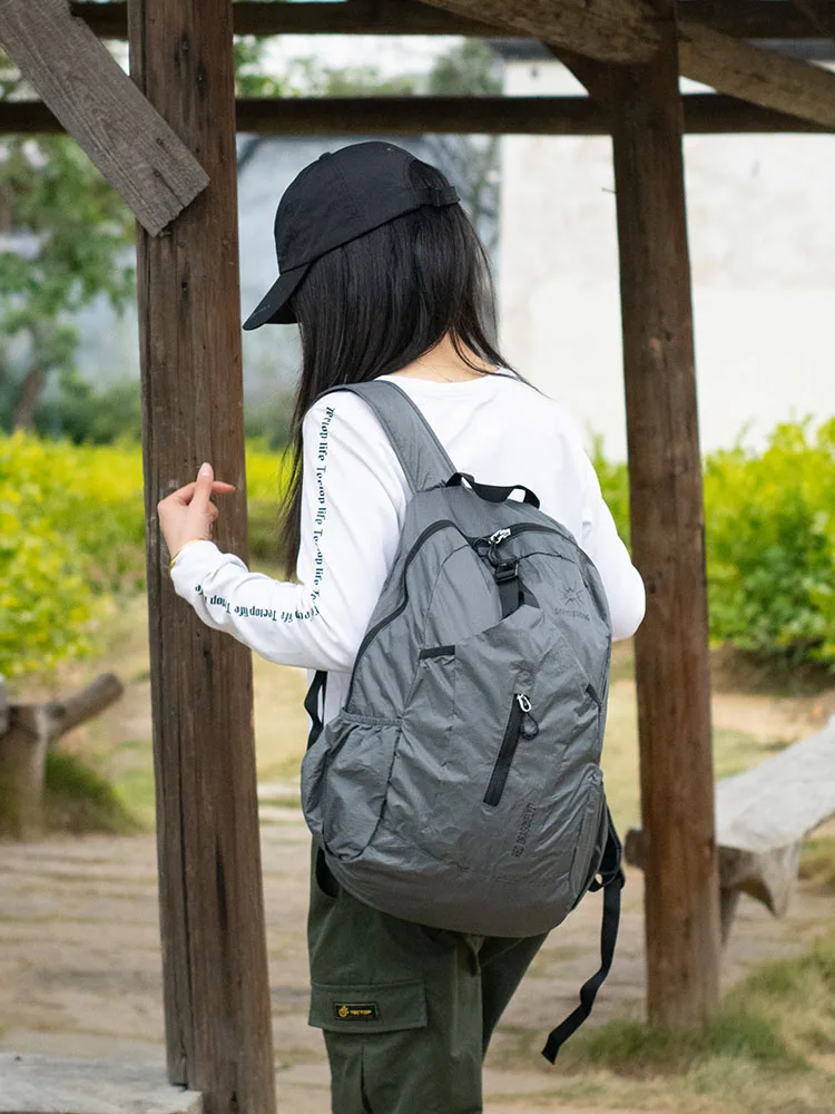 超軽量アウトドア旅行用女性用バックパック-折りたたみ式スポーツ登山用ポータブルナイロン素材-ウォーターボトル収納付き