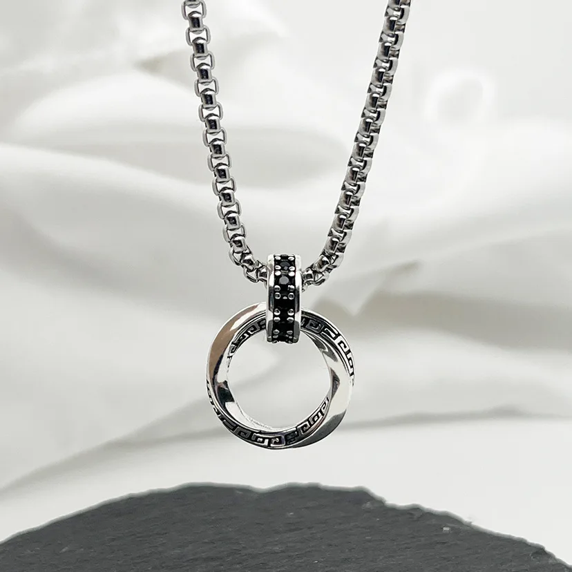 Mobius necklace men's retro personality high-end ins versatile trendy hip-hop pendant wholesale for men and women