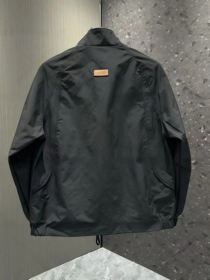 

Sli Men's Stand Collar Workwear Jaet Trendy Faionable Casual Windproof Polyester Long Sve Zipper Closure Coat