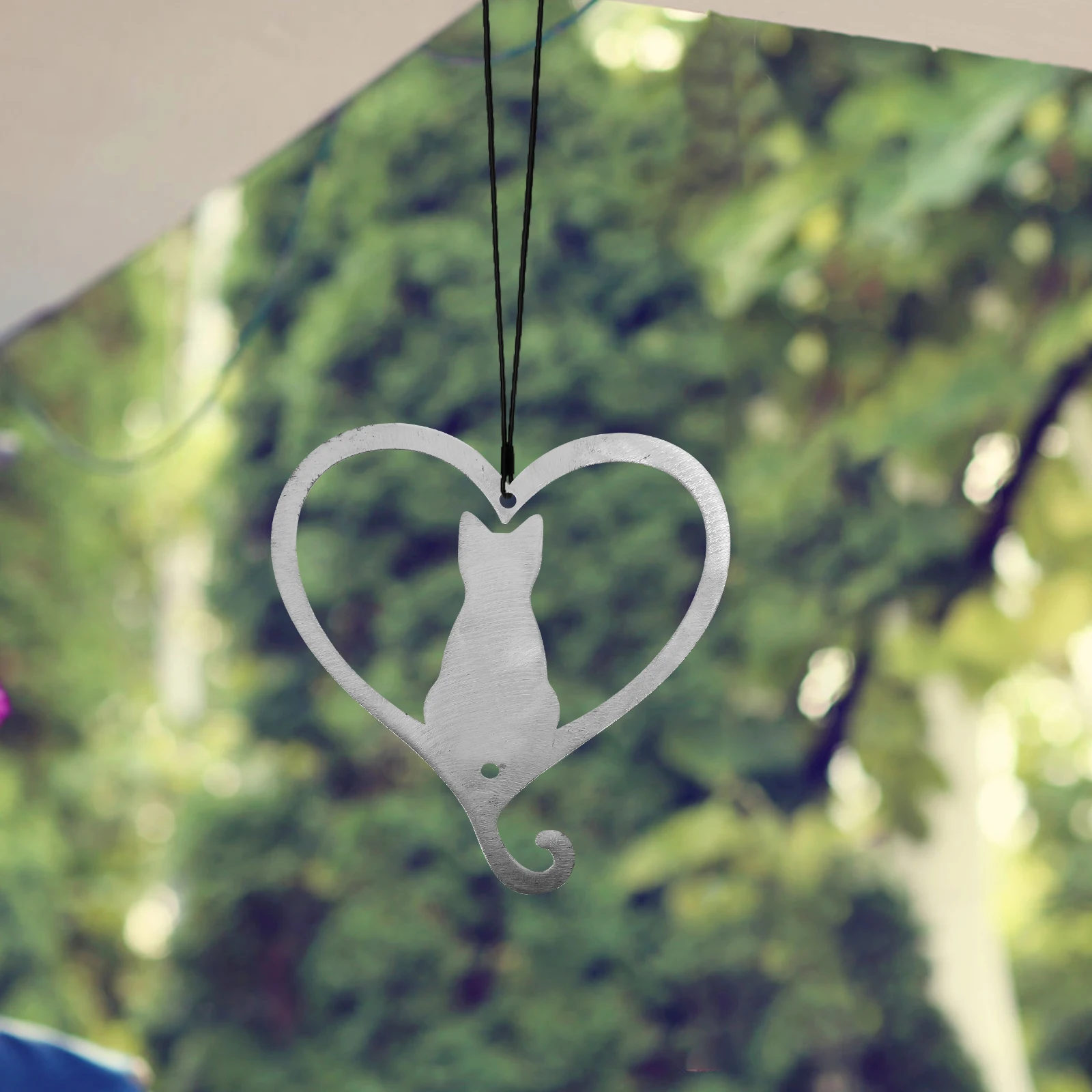

Iron Heart Shaped Hanging Cat nament Home Decor Wall Art Cartoon Adornment Bright Colors Not Fade Unique Design for Gardens