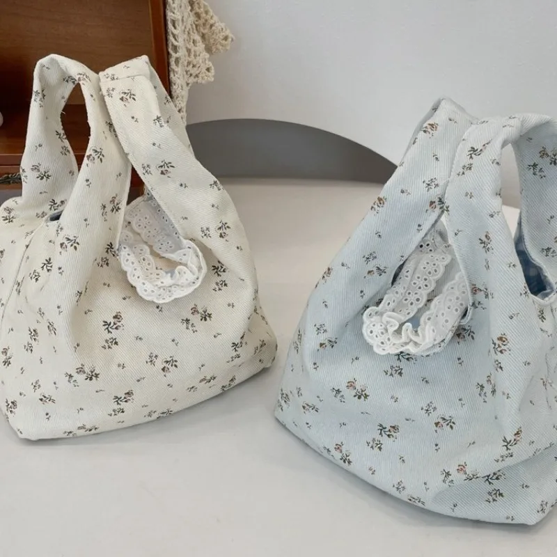 

Korean Small Canvas Cute Floral Wrist Tote Bag for Women 2025 Handbags Cotton Cloth Snack Lunch Pouch Girls Fashion Packed Bento