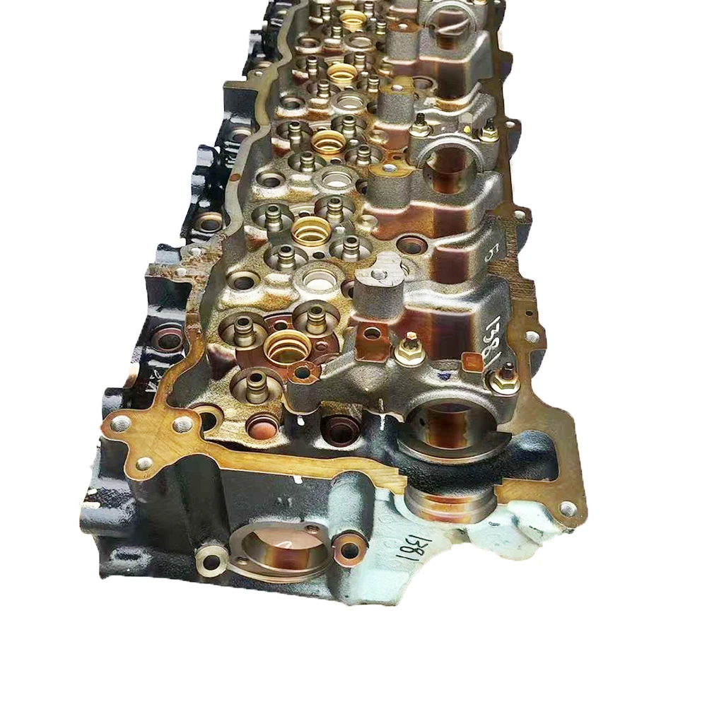 قطع غيار حفارة 6HK1T 6HK1 رأس اسطوانة المحرك Assy 4HK1 4JJ1 4JG1 4JB1 4LE2 4BG1 6HK1 6BG1 8-98243816-0