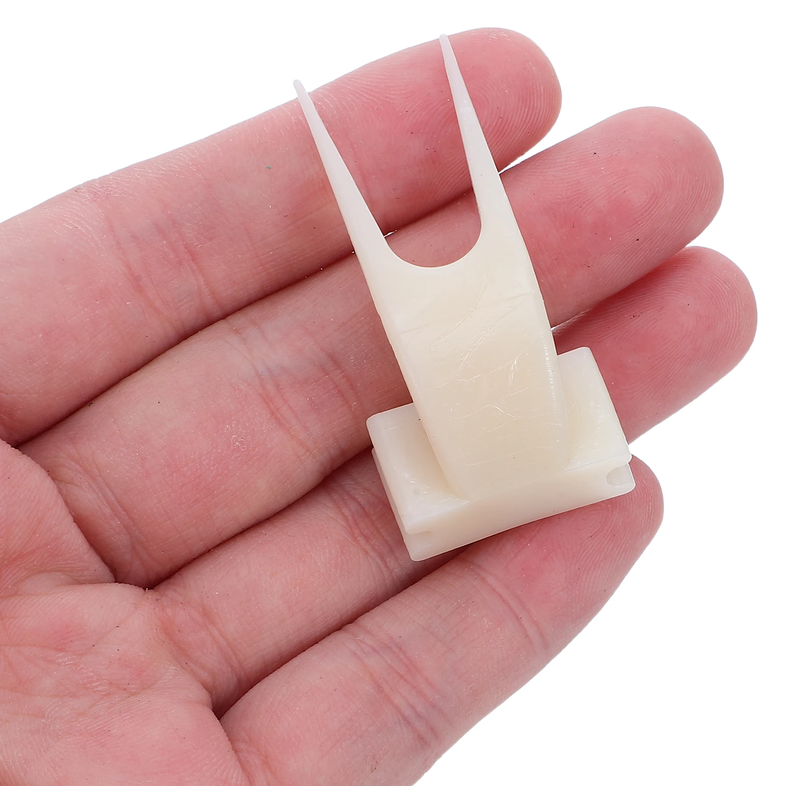 

50Pcs Bird Cage Accessories Fruit Fork Sturdy Design Securely Holds Fruits Easy to Install Clean Cage Environment