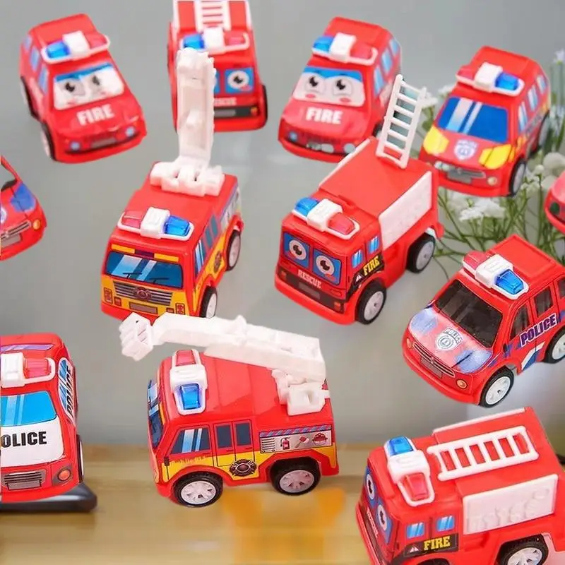 5個入り 若々しいパーティーの景品 子供の誕生日 ミニチュア漫画の消防車とパトカーのプレイセット