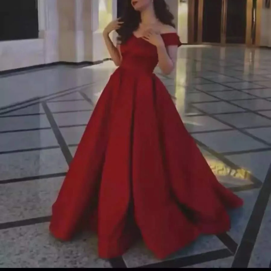 

Sexy Off Shoulder Burgundy Satin Evening Dresses Plus Size Prom Dress Evening Gowns Custom Made Party Dress Robe de soiree