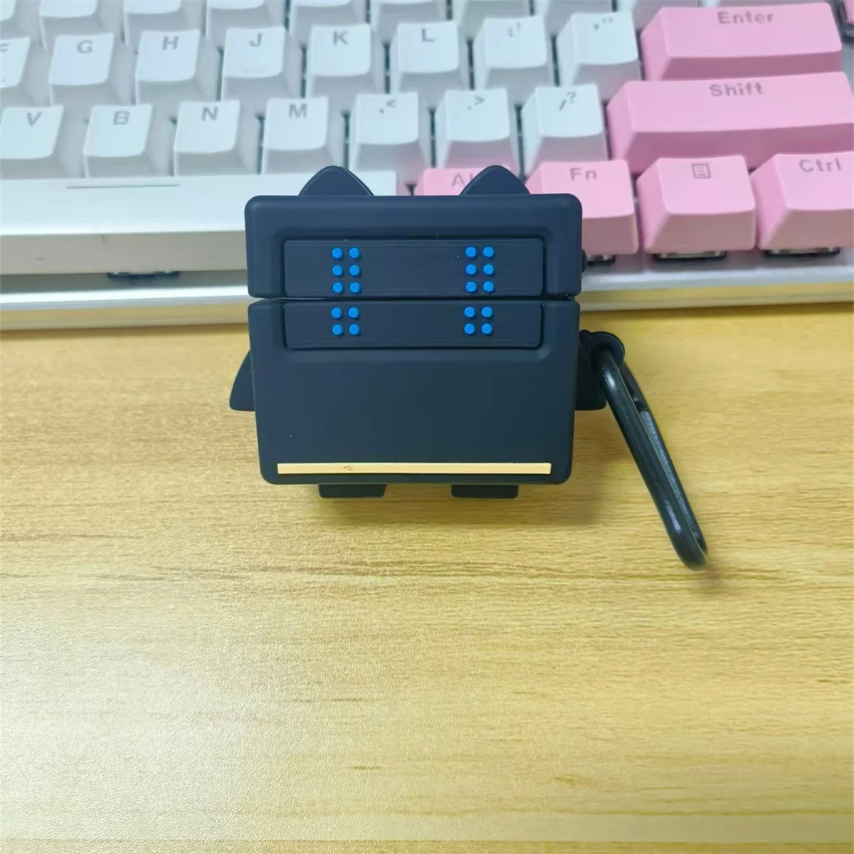 غطاء لـ AirPods الجيل الرابع للأولاد ، علبة سماعات أذن جديدة مع خطاف ، تصميم روبوت إبداعي ، سيليكون لطيف ، Airpods 4 ،