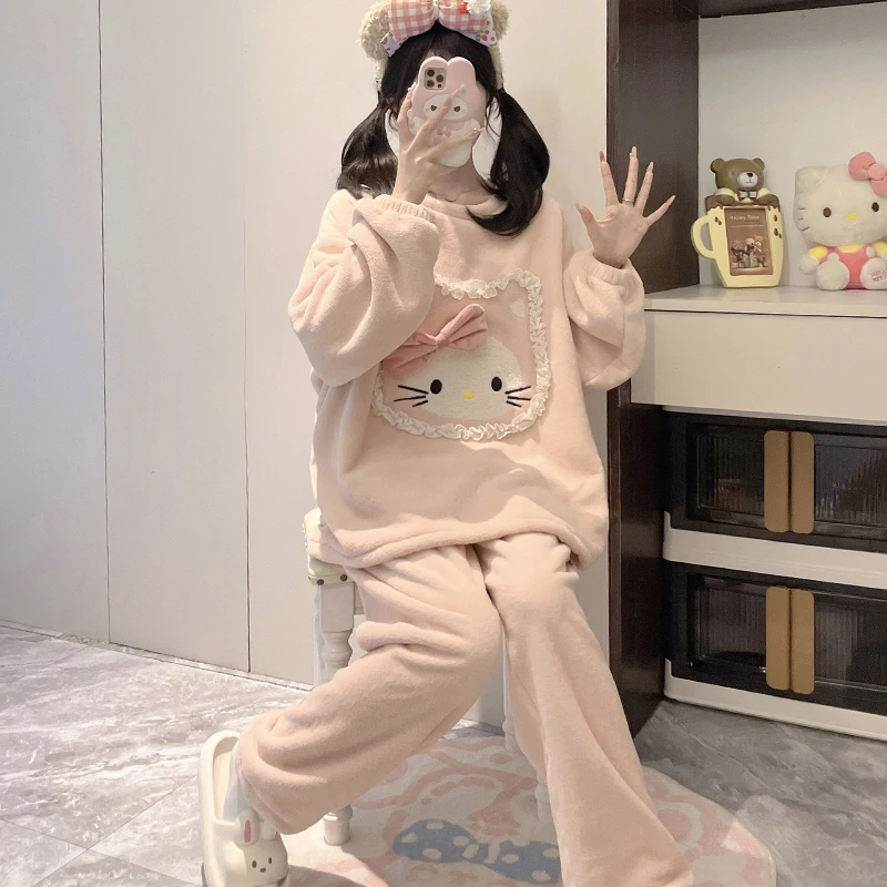 

Sanrio Hello Kitty Cinnamoroll Flannel Autumn Winter Thickened Warm Pajamas Women Casual Loose Round Neck Home Clothes Cartoon