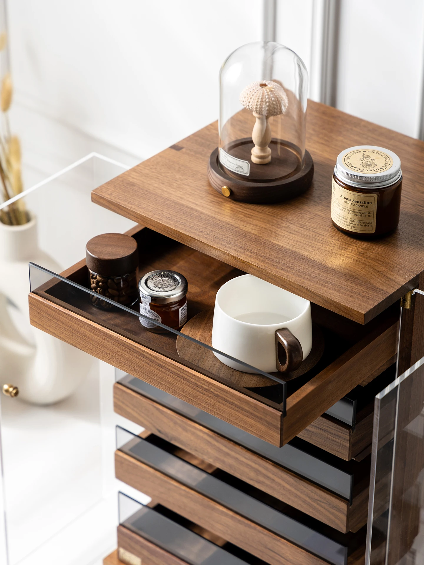 ตู้เก็บของไม้วอลนัทแบบเรียบง่ายทันสมัย ตู้เก็บของใส่ถ้วยชา เครื่องประดับ ของจิปาถะ กระจก ไม้เนื้อแข็ง ตู้ห้องน้ำชา ห้องนอน ห้องนั่งเล่น