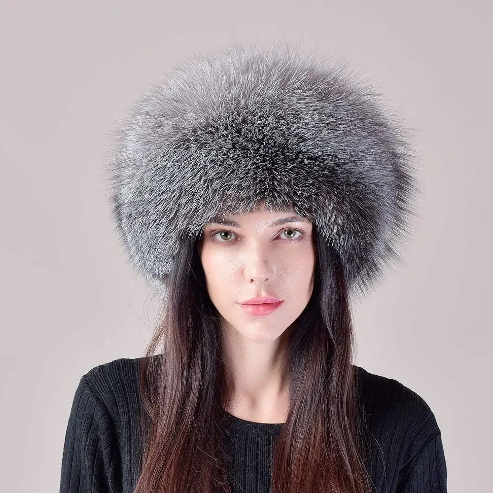 2024 Russian Style Female Round Cap Fashion Real Fur Hats Natural Fox Fur Women Winter Warm Bomber Hat Fluffy Popular Beanies