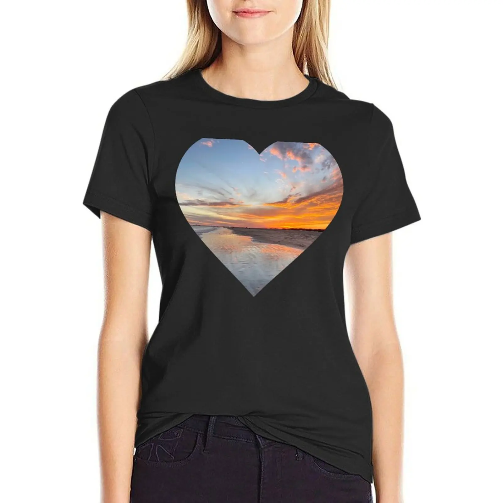 

Love vibrant sunsets T-Shirt summer clothes tops Summer Women's clothing