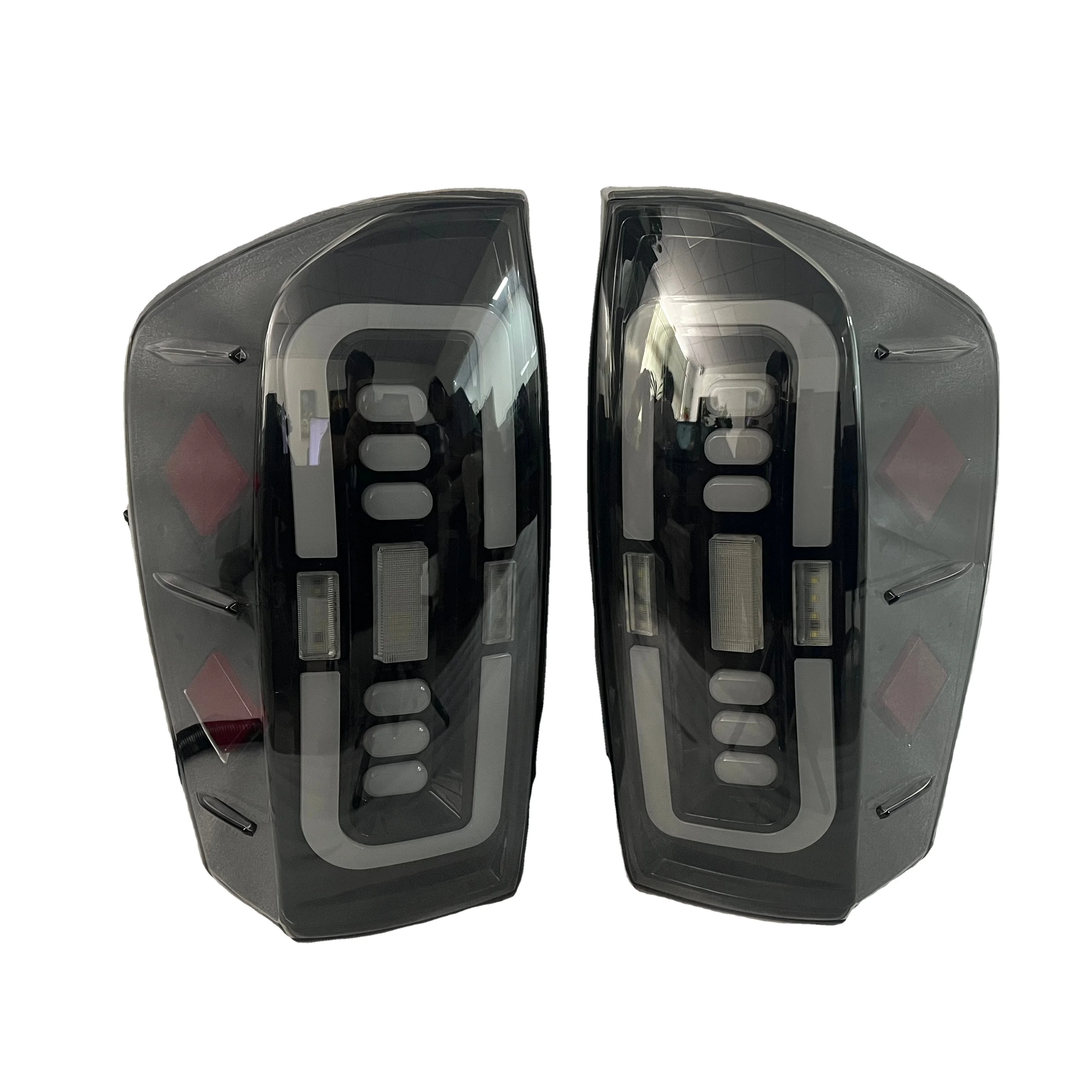

Hot Sale Factory Price Tail Lamp for TACOMA 2016-2023