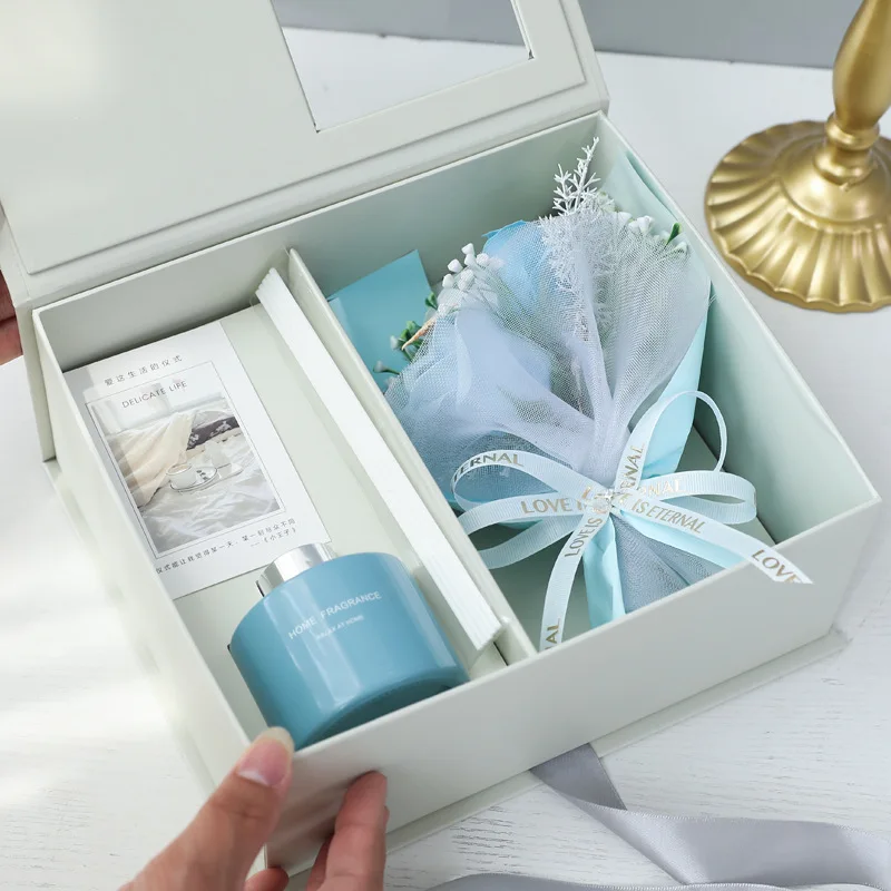 È personalizzato. Scatola portatile per aromaterapia, scatola per compleanno, scatola per Capodanno, scatola per imballaggio cosmetici, per le vacanze
