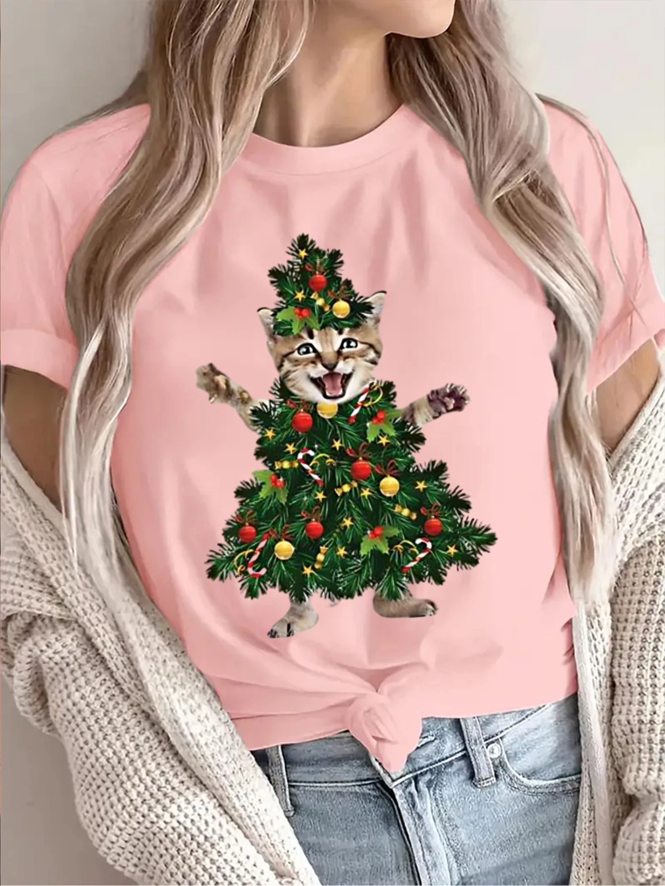 Santa Maine Coon Cat Christmas Tree Light Funny Xmas Cat Shirt Short Sleeve Tee Women\'s T shirt Tee Tops Fashion Clothing