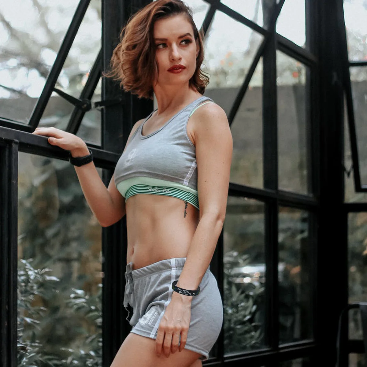 

4Pcs Inspirational Bracelet Set Silicone Flexible Motivational Wrist Strap Featuring Empowering Messages Ideal for Teens Adults