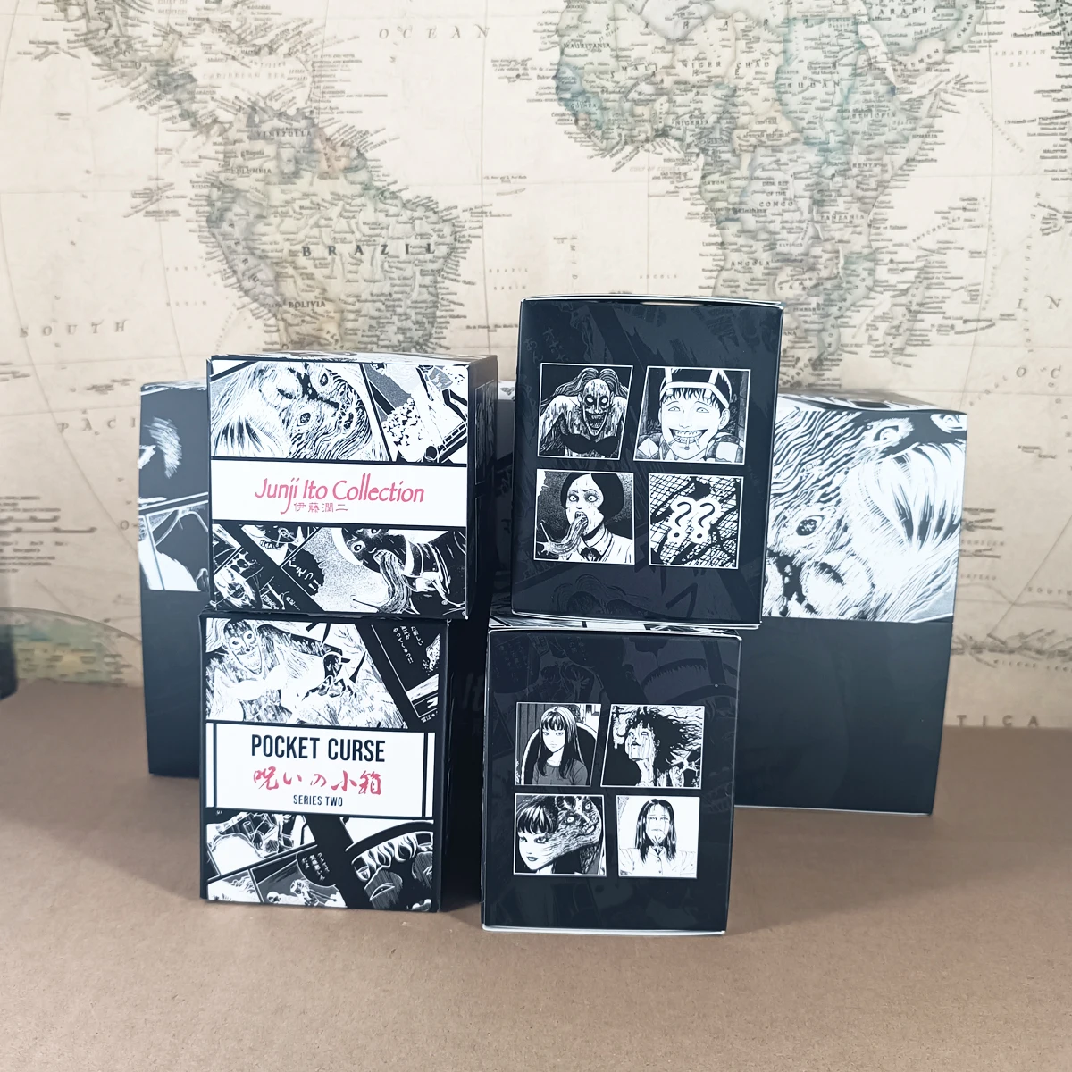 8 teile/satz (7 + 1) Horror Comic Junji Ito Tomie Slug Mädchen Scarecrow Pocket Curse Abbildung Modell Original Sammlung Blind Box