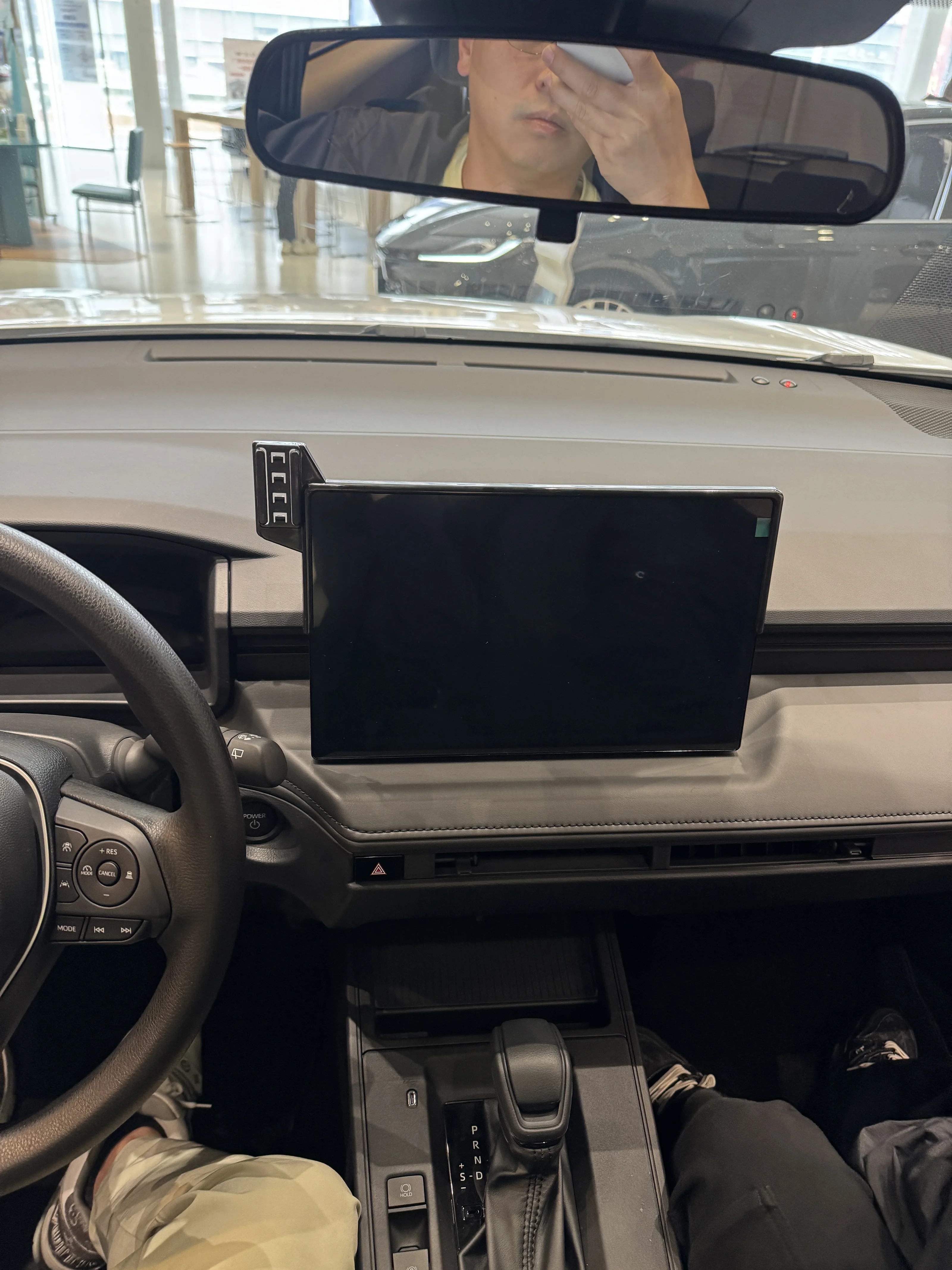 Für Toyota Corolla Frontlander 2026 10,25-Zoll-Bildschirm Auto-Handyhalterung Bildschirm-Fixierhalterung Magnetische Kabellose Ladestation fürs Auto