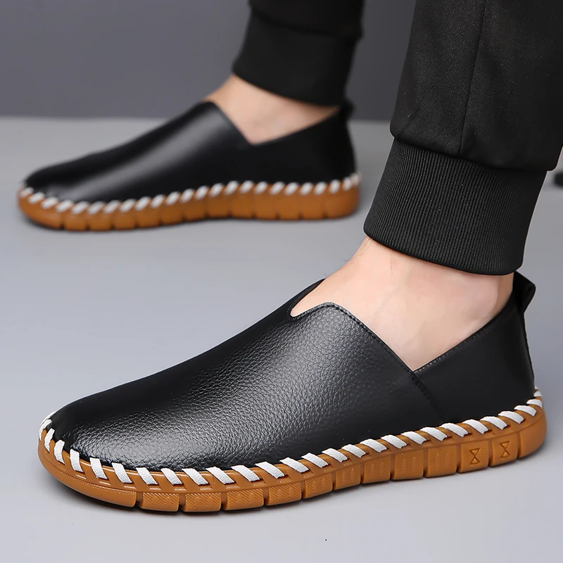 Handmade Shoes Man New Casual Fashion Embossed Leather Retro British Style Loafers Mens Slip-on Comfortable Outdoor Moccasins