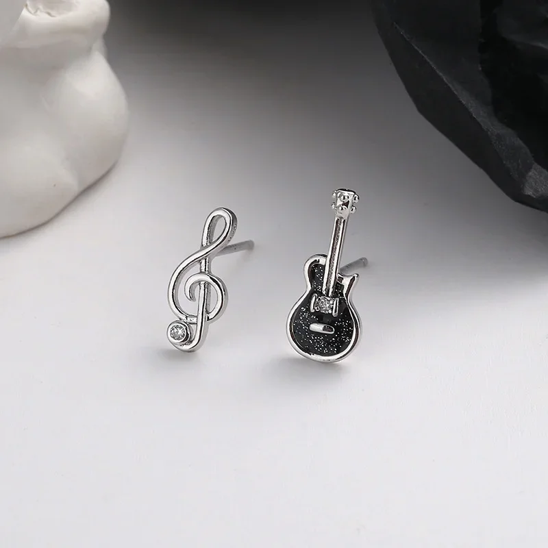 

Guitar Character Earring 0.2ct Stud Earring Moissanite Earrings Elegant Woman's Earring Wedding Gift Fashion Jewelry