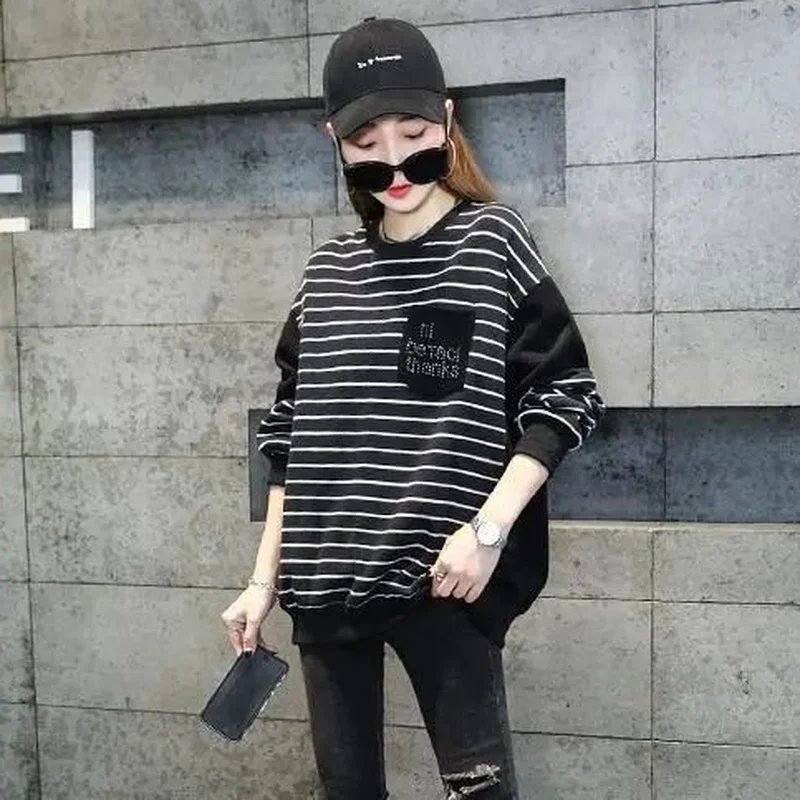 Female Streetwear Sweatshirt Rhinestone Woman Clothing Casual Korean Fashion Pullover Stripe Crewneck Clothes Black Vintage Tops