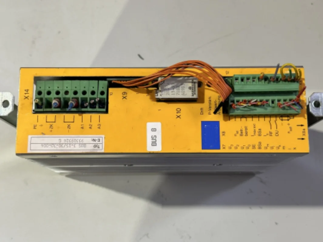 

100% оригинальный новый сервопреобразователь частоты 3-15/30-30-004, гарантия 1 год, быстрая доставка