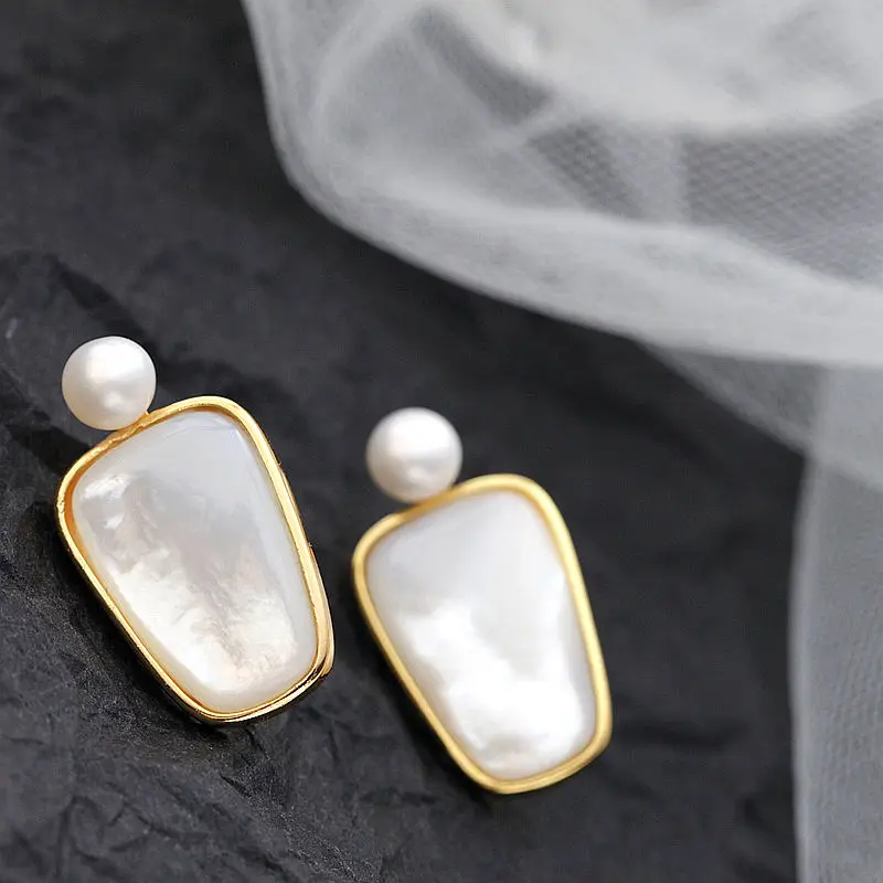 

Inlaid Natural White Shell and Freshwater Pearl 18K Gold Plated Earrings Elegant Geometric Style 925 Sterling Silver Earring