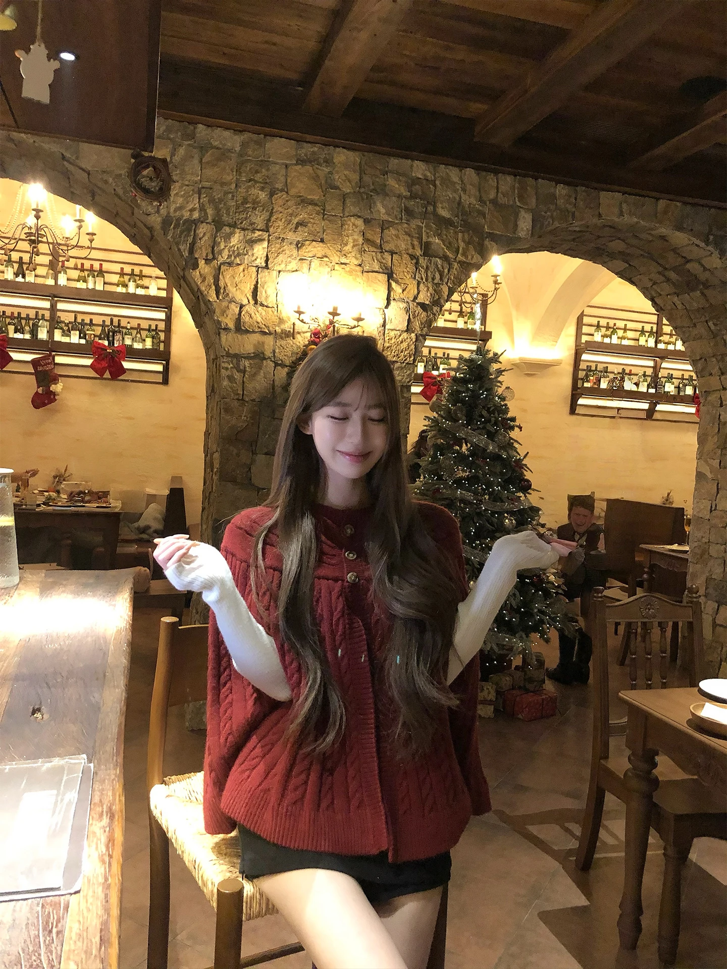 

Red Knitted Sweater Women's Sle New Year Design Winter Top Super Beautiful Cable Knit Coat Korean Version Button Detail