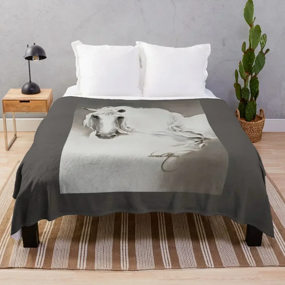 

The Queen Throw Blanket Elegant Warm Throw Blanket for Hotel Home