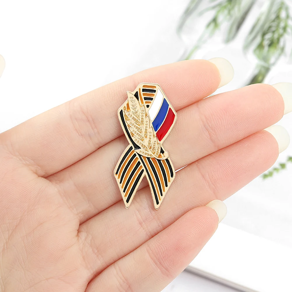 1PCS St. George Ribbon Badge with Russian Flag Ribbon Of Saint George Victory Day Pin Brooches Festive Brooch Memory Symbol Pins