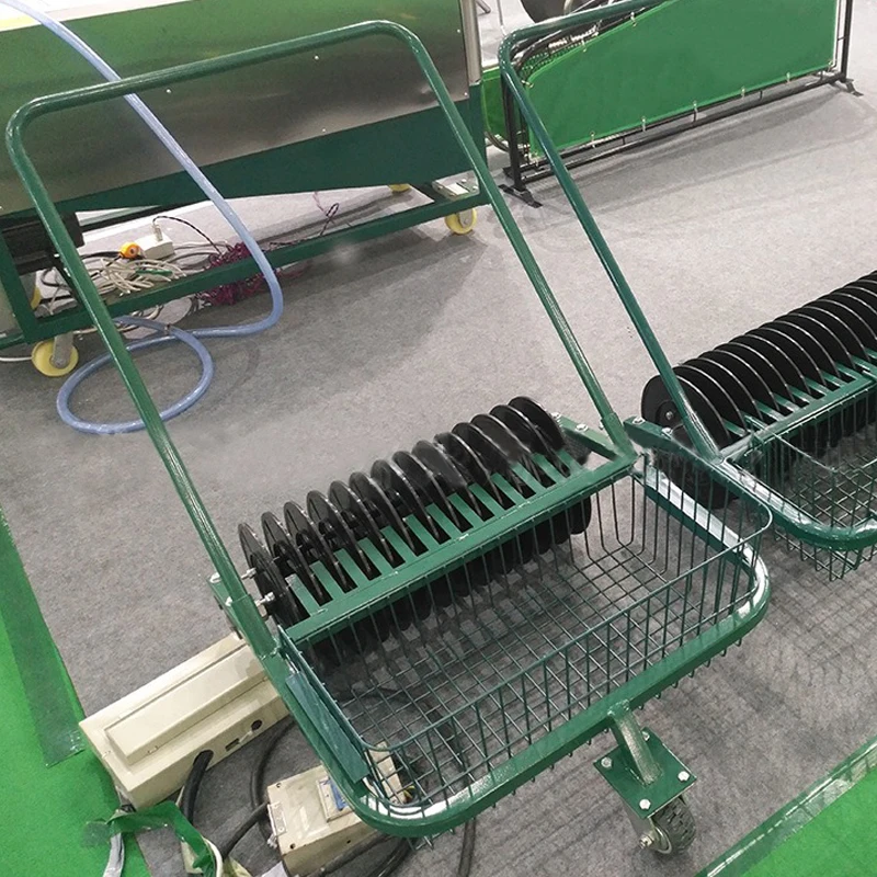 Efunist Green 13 Lane كرة جولف المنتقى بالدفع اليدوي جامع يدوي لنطاق القيادة سعة 600 كرة متينة فعالة