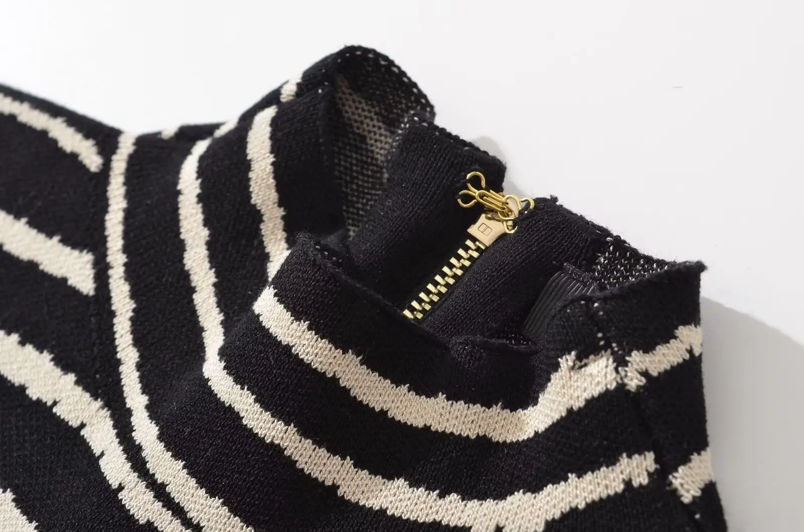 Dave&Di Autumn And Winter New Women's High  Fashion Zebra Street Pattern Knitted Jumpsuit Sexy Turtleneck Skinny Jumpsuits
