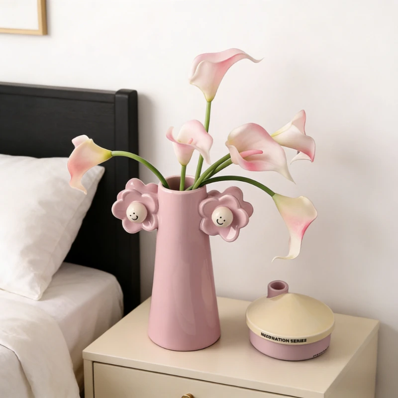 Creative Smiling Face Vase Advanced Sense Flower Arrangement Vase Home Decoration Ornament Exquisite for Desktop Modern Art Vase