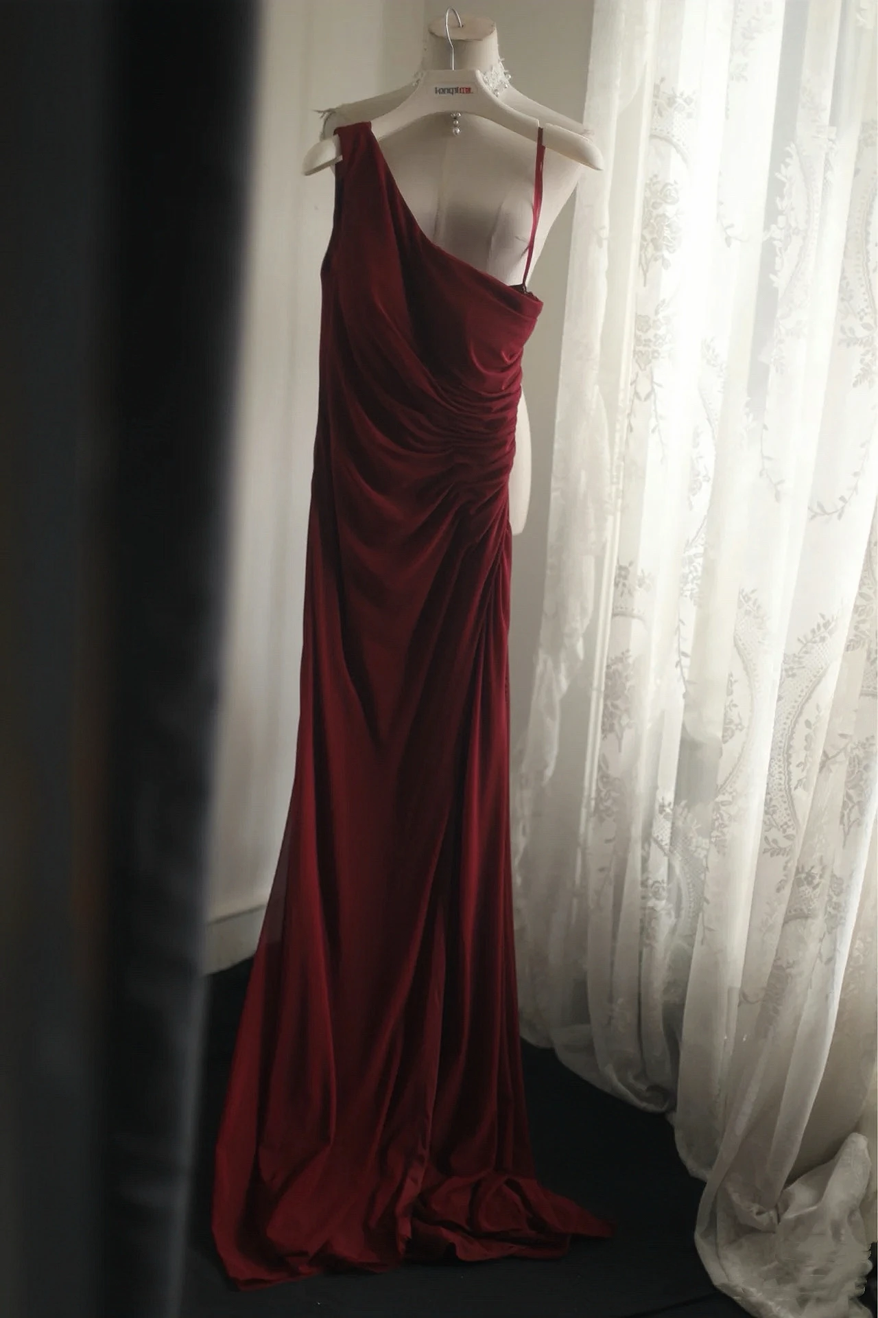 Elegante retro vermelho fishtail vestido de noite um ombro fenda lateral irregular enrugamento anfitrião ocasiões casamento crescido festa de aniversário