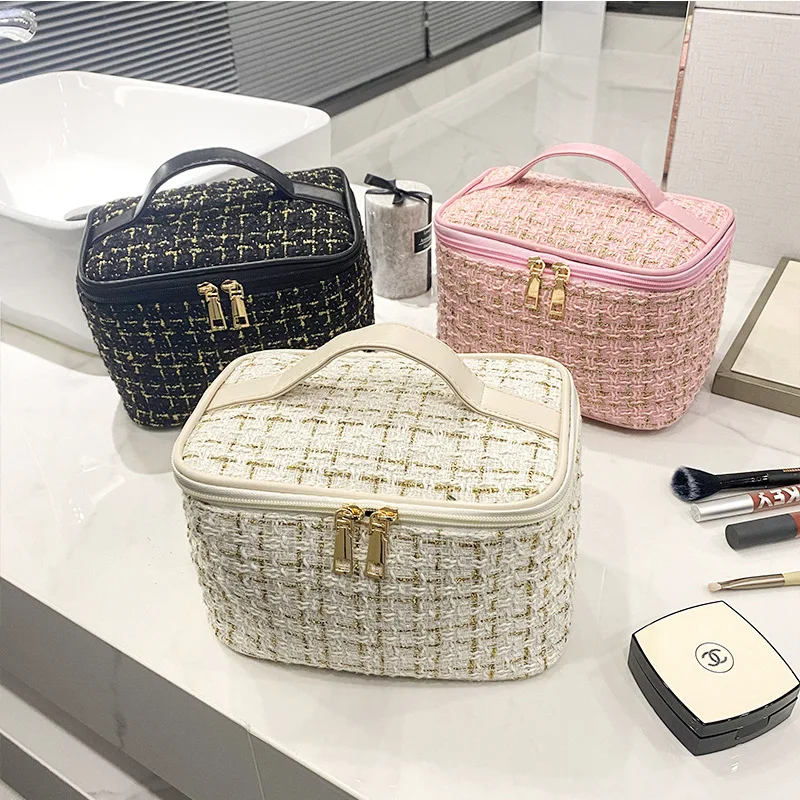

2024 Chic Fashion Portable Large Capacity Cylinder Cosmetic Bag Travel Storage Makeup Case Cosmetic Bags for Women