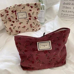 Pochette per cosmetici con fiore di velluto a coste borse per Organizer per trucco di grandi dimensioni custodia per cosmetici coreana custodia per cosmetici da donna carina